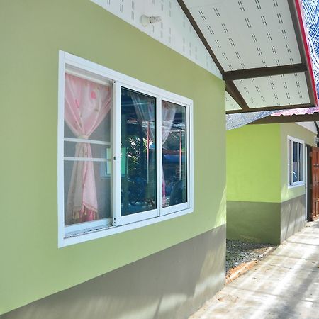 Homestay Baan Suan Mea Ta Prachinburi Exterior photo